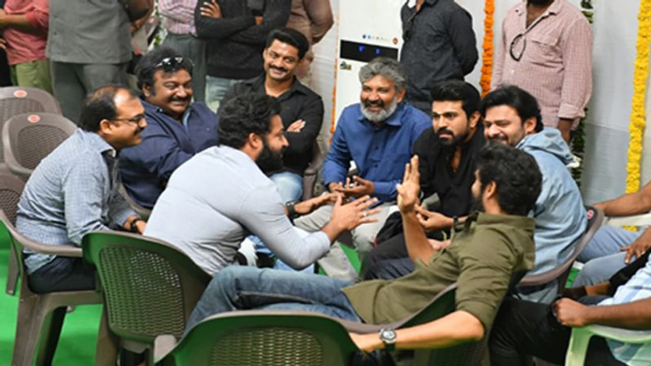 RRR లాంచ్ పిక్స్: అలాంటి ఫ్యాన్స్ కు చెంపపెట్టు లాంటిది!