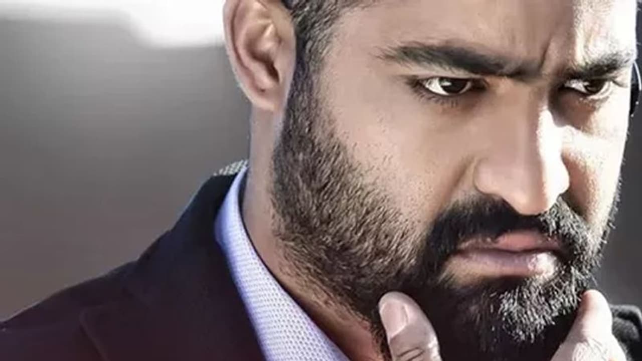 RRR ఇంట్రెస్టింగ్ అప్డేట్: తారక్ పాత్ర అంత కఠినమా?