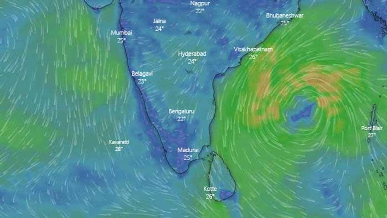 ‘‘గజ’’ తీరం దాటేది నేడే...తమిళనాడులో హై అలర్ట్