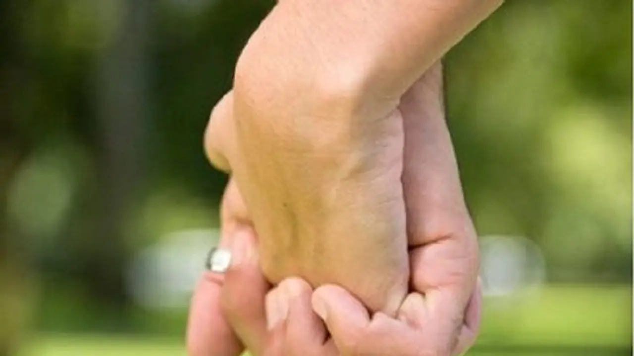 ಕಡೆವರೆಗೂ ಪ್ರೀತಿಯನ್ನು ಉಳಿಸಿಕೊಳ್ಳುವುದು ಹೇಗೆ? ಕಡೆವರೆಗೂ ಪ್ರೀತಿಯನ್ನು ಉಳಿಸಿಕೊಳ್ಳುವುದು ಹೇಗೆ?