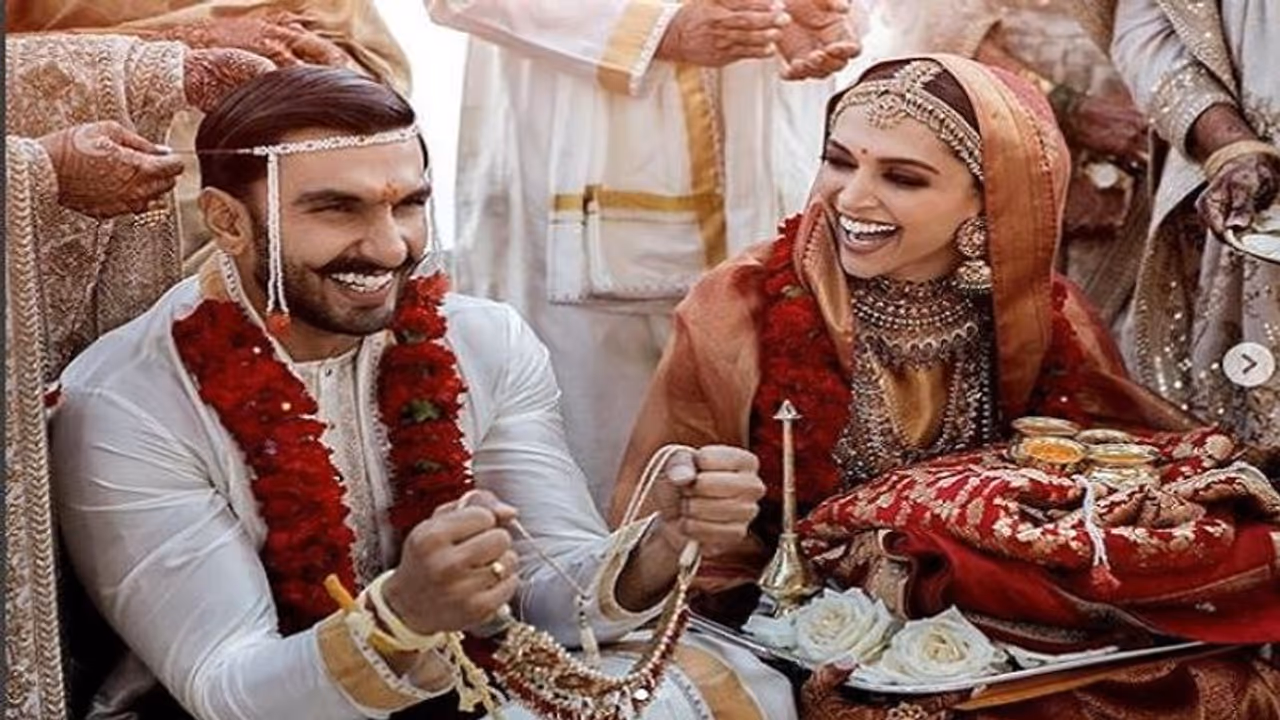 दीपवीर की तस्वीरें आई सामने, करोड़ों की है दीपिका की एंगेजमेंट रिंग