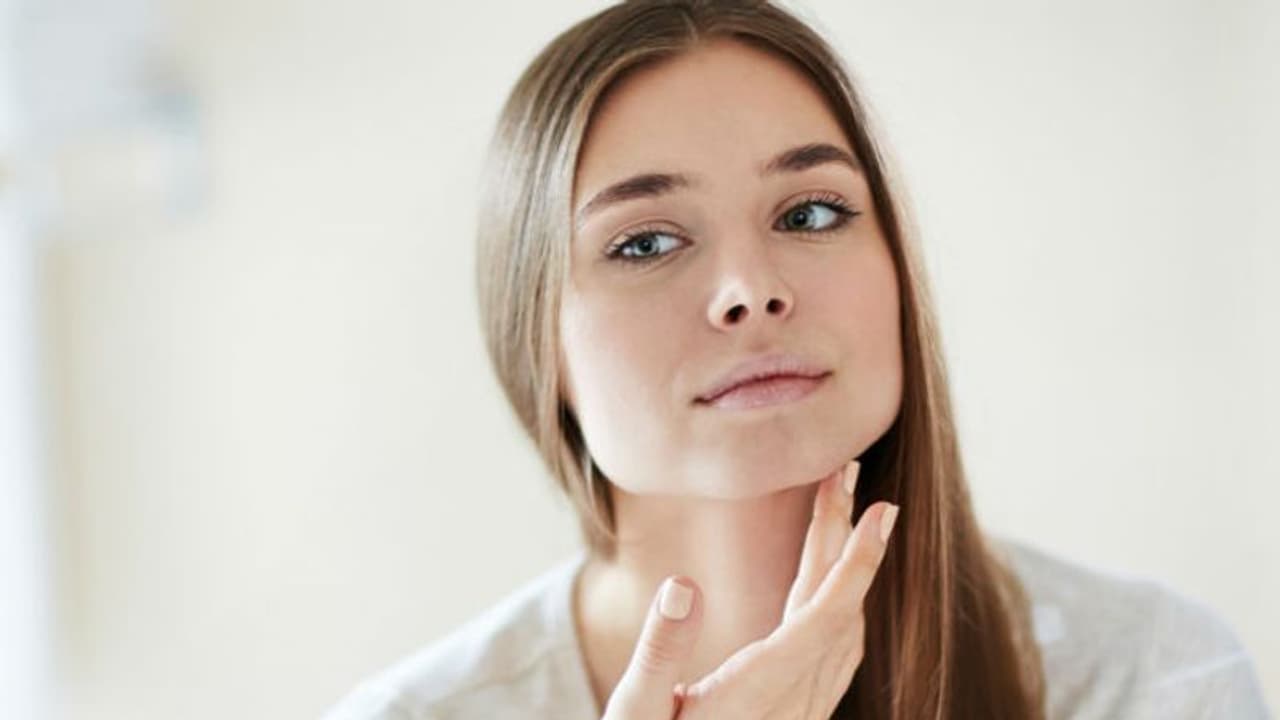 വരണ്ട ചര്‍മ്മം അകറ്റാൻ ഇതാ മൂന്ന് എളുപ്പ വഴികൾ