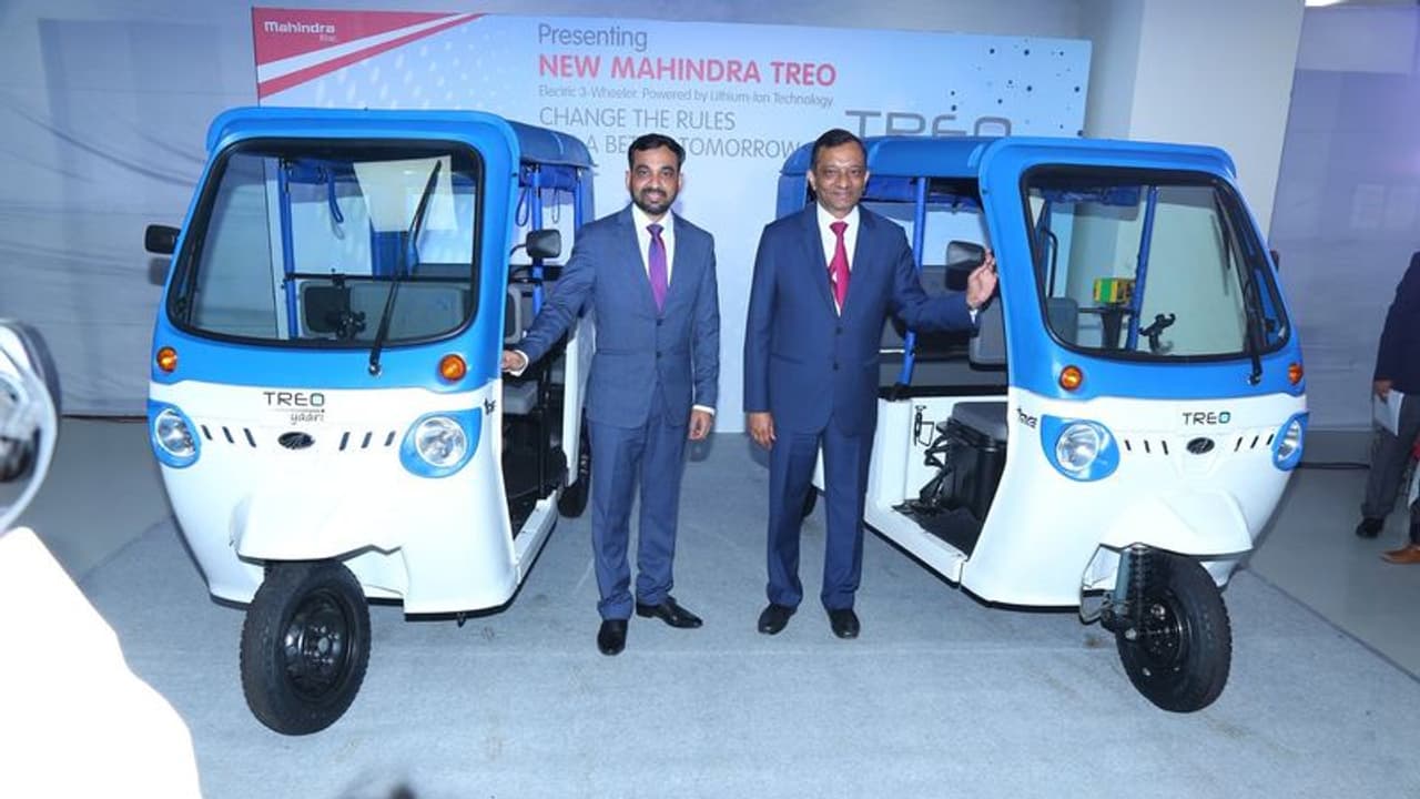 ಮಹೀಂದ್ರ ಎಲೆಕ್ಟ್ರಿಕ್ ಆಟೋ ರಿಕ್ಷಾ ಬಿಡುಗಡೆ ಬಜಾಜ್, ಟಿವಿಎಸ್ಗೆ ಪೈಪೋಟಿ! ಮಹೀಂದ್ರ ಎಲೆಕ್ಟ್ರಿಕ್ ಆಟೋ ರಿಕ್ಷಾ ಬಿಡುಗಡೆ ಬಜಾಜ್, ಟಿವಿಎಸ್ಗೆ ಪೈಪೋಟಿ!