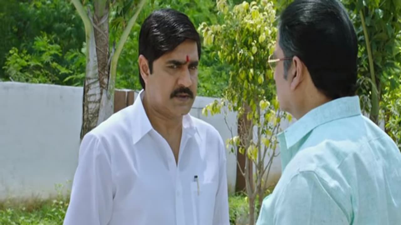 ట్రైలర్ టాక్: తెలంగాణ దేవుడు కేసీఆర్ బాల్యం టూ సీఎం! ట్రైలర్ టాక్: తెలంగాణ దేవుడు కేసీఆర్ బాల్యం టూ సీఎం!