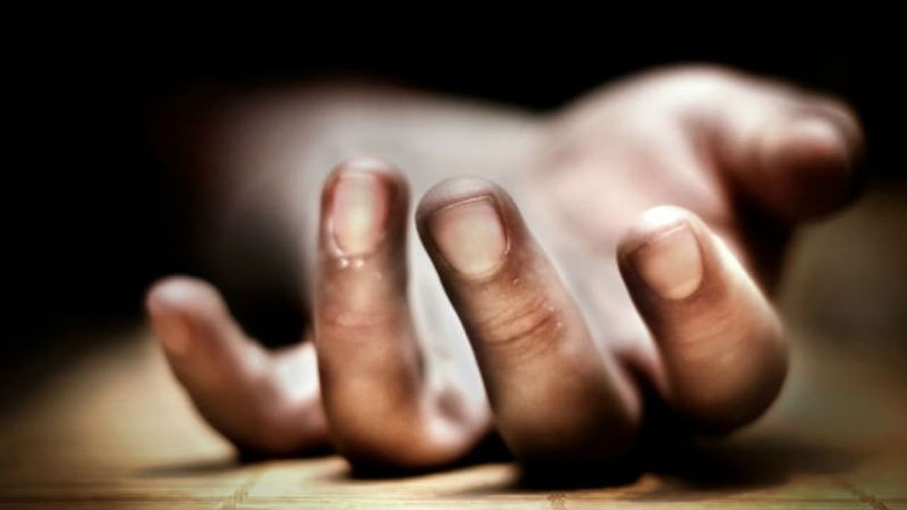 മൂന്നാറിൽ ഇതര സംസ്ഥാന തൊഴിലാളി ദുരൂഹ സാഹചര്യത്തിൽ മരിച്ച നിലയിൽ മൂന്നാറിൽ ഇതര സംസ്ഥാന തൊഴിലാളി ദുരൂഹ സാഹചര്യത്തിൽ മരിച്ച നിലയിൽ