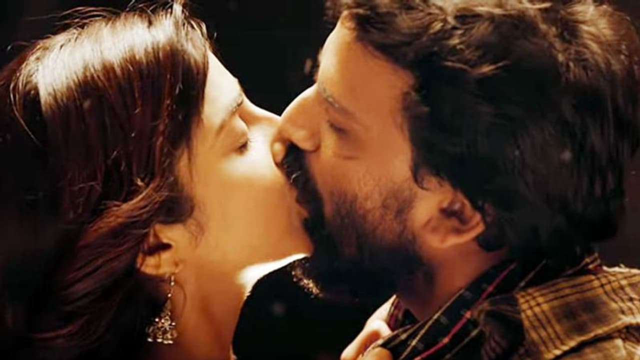 లిప్ లాక్ సీన్లపై వర్మ హీరోయిన్ సంచలన వ్యాఖ్యలు! లిప్ లాక్ సీన్లపై వర్మ హీరోయిన్ సంచలన వ్యాఖ్యలు!