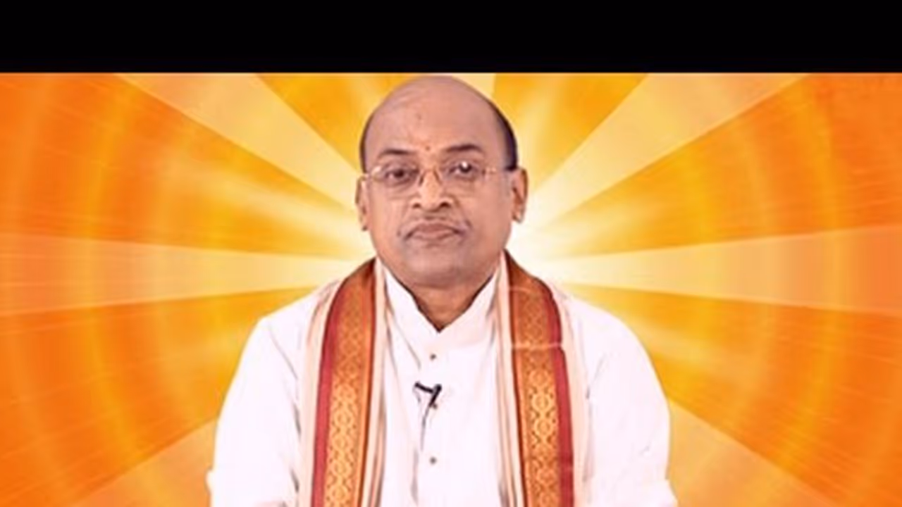 పవన్ పై గరికపాటి పొగడ్తల వర్షం పవన్ పై గరికపాటి పొగడ్తల వర్షం