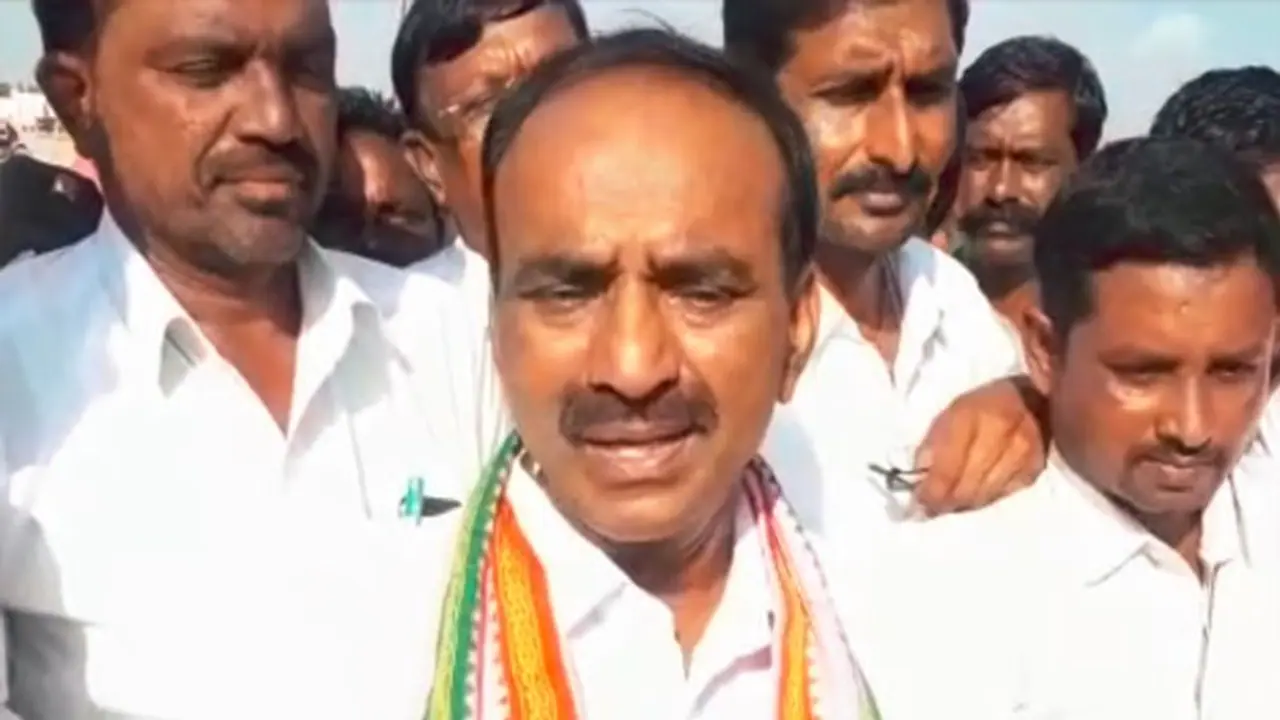 Huzurabad Bypoll: నన్ను కొట్టగలిగే శక్తి కేసీఆర్ కే కాదు ఆయన జేజమ్మకూ లేదు: ఈటల సీరియస్ Huzurabad Bypoll: నన్ను కొట్టగలిగే శక్తి కేసీఆర్ కే కాదు ఆయన జేజమ్మకూ లేదు: ఈటల సీరియస్