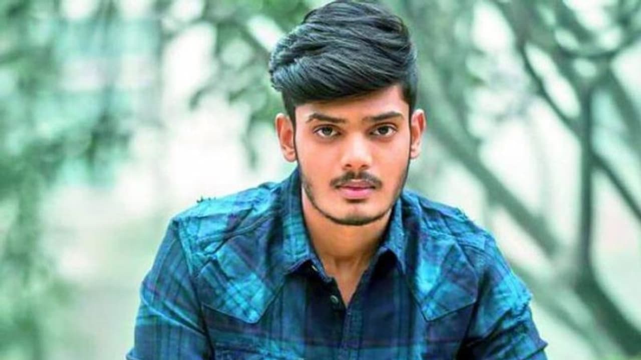 పూరి కొడుకు నెక్ట్స్ సినిమా ఖరారు, డైరక్టర్ ఎవరంటే..!