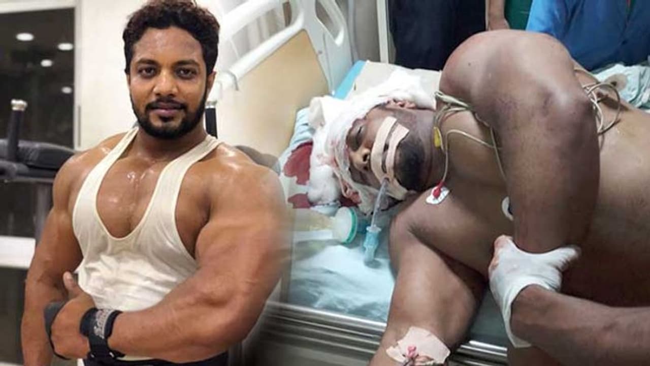 ಬೆಂಗಳೂರು: ಬಾಡಿ ಬಿಲ್ಡರ್ನ ಬರ್ಬರ ಹತ್ಯೆಗೈದ ದುಷ್ಕರ್ಮಿಗಳು ಬೆಂಗಳೂರು: ಬಾಡಿ ಬಿಲ್ಡರ್ನ ಬರ್ಬರ ಹತ್ಯೆಗೈದ ದುಷ್ಕರ್ಮಿಗಳು