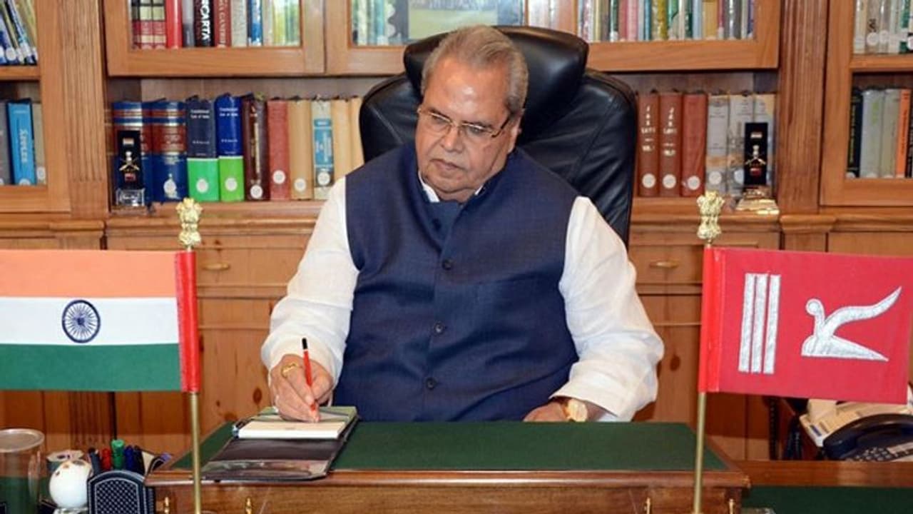 సర్వే: గవర్నర్ పాలనపై కాశ్మీరీల సంతృప్తి సర్వే: గవర్నర్ పాలనపై కాశ్మీరీల సంతృప్తి