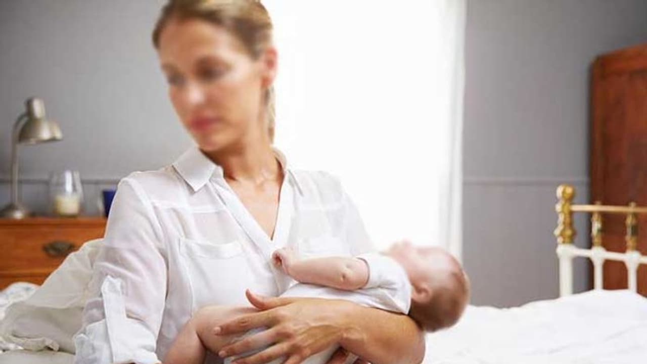 ആണ്കുഞ്ഞിന് ജന്മം നല്കുന്ന സ്ത്രീകള്ക്ക് പ്രസവശേഷം പോസ്റ്റ്പാർട്ടം ഡിപ്രഷന് വരാനുളള സാധ്യത കൂടുതലെന്ന് പഠനം ആണ്കുഞ്ഞിന് ജന്മം നല്കുന്ന സ്ത്രീകള്ക്ക് പ്രസവശേഷം പോസ്റ്റ്പാർട്ടം ഡിപ്രഷന് വരാനുളള സാധ്യത കൂടുതലെന്ന് പഠനം