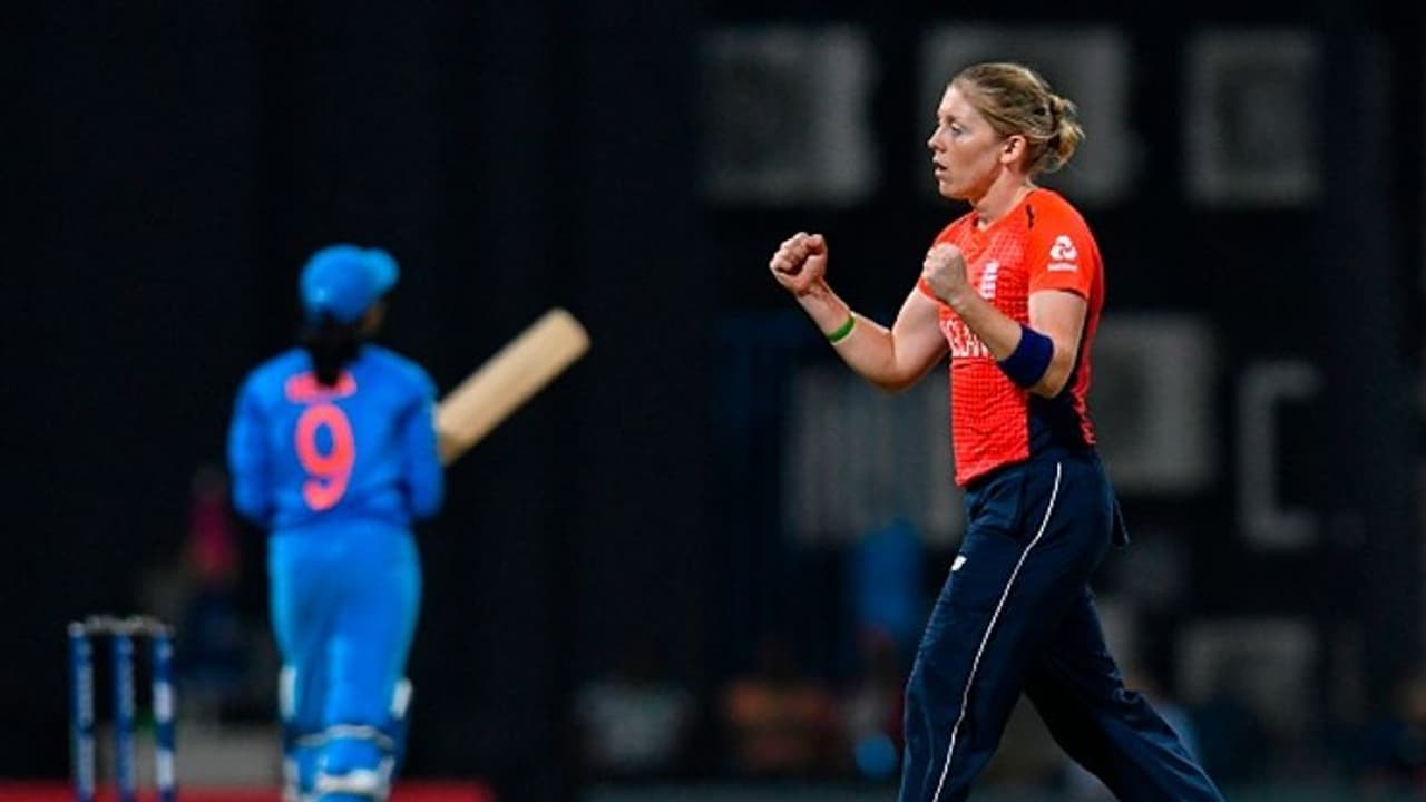 CWG 2022: భారత్తో కీలక మ్యాచ్కు ముందు ఇంగ్లాండ్కు భారీ షాక్.. గాయంతో తప్పుకున్న ఆ జట్టు కెప్టెన్ CWG 2022: భారత్తో కీలక మ్యాచ్కు ముందు ఇంగ్లాండ్కు భారీ షాక్.. గాయంతో తప్పుకున్న ఆ జట్టు కెప్టెన్