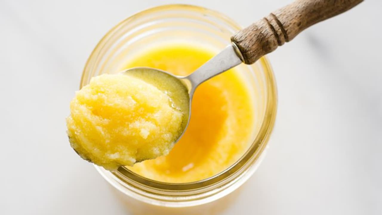 നെയ്യ് പതിവായി കഴിക്കുന്നത് ആരോഗ്യത്തിന് ദോഷമോ ? നെയ്യ് പതിവായി കഴിക്കുന്നത് ആരോഗ്യത്തിന് ദോഷമോ ?