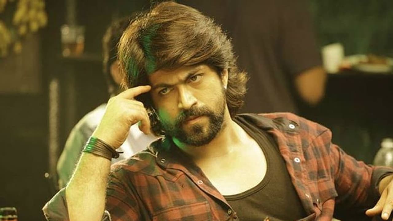 KGF ರಿಲೀಸ್ಗೆ ತಡೆ: ಟಿಕೆಟ್ ಬುಕ್ ಮಾಡಿ ಎಂದ ಯಶ್ KGF ರಿಲೀಸ್ಗೆ ತಡೆ: ಟಿಕೆಟ್ ಬುಕ್ ಮಾಡಿ ಎಂದ ಯಶ್