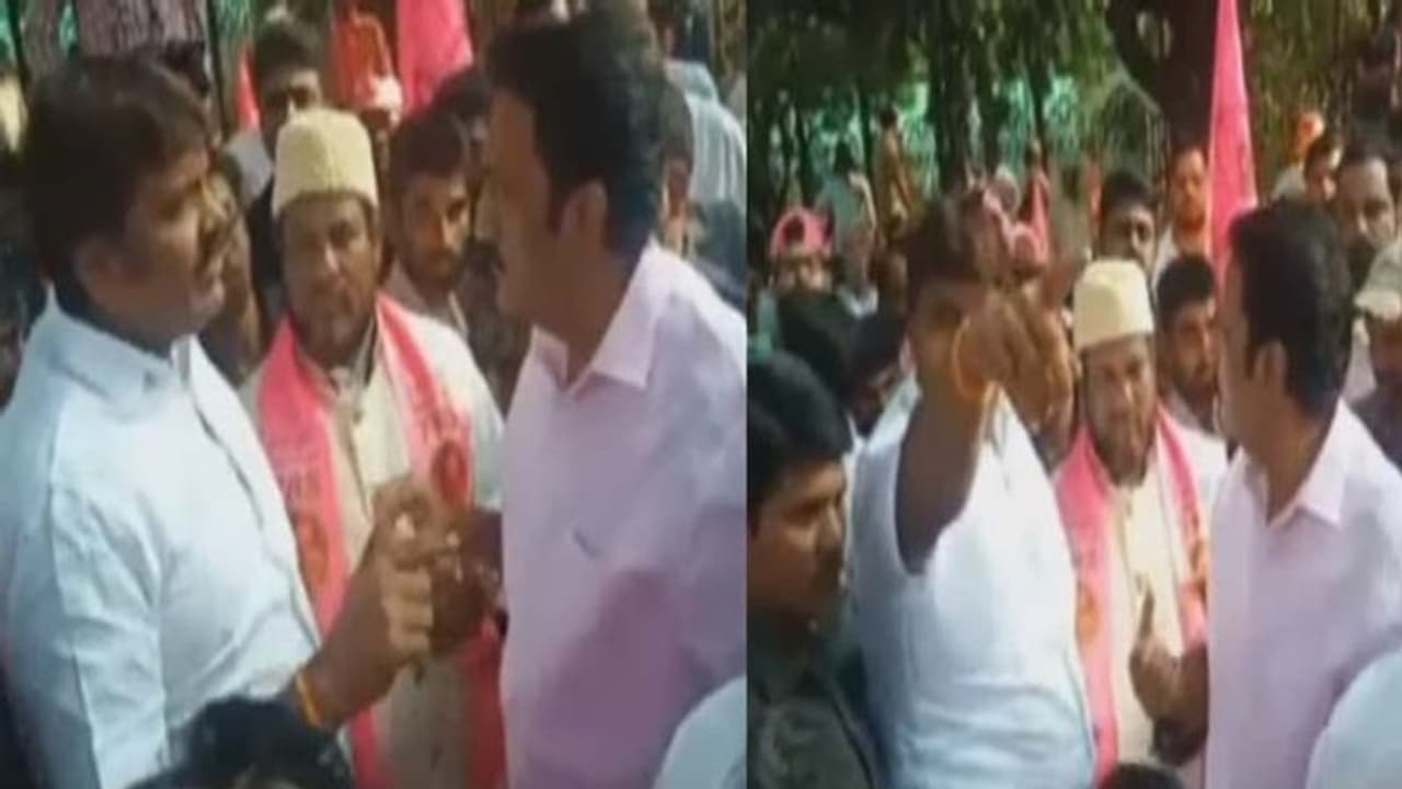 కేటీఆర్ రోడ్ షోలో టీఆర్ఎస్ లొల్లి: అలిగి వెళ్లిపోయిన అభ్యర్థి మాగంటి కేటీఆర్ రోడ్ షోలో టీఆర్ఎస్ లొల్లి: అలిగి వెళ్లిపోయిన అభ్యర్థి మాగంటి