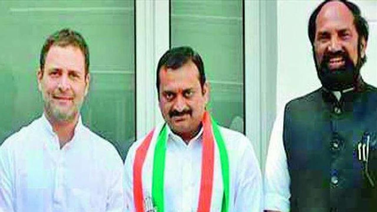 కాంగ్రెస్ సీఎం అభ్యర్థి ఆయనే...బండ్ల గణేష్ సంచలన ప్రకటన కాంగ్రెస్ సీఎం అభ్యర్థి ఆయనే...బండ్ల గణేష్ సంచలన ప్రకటన