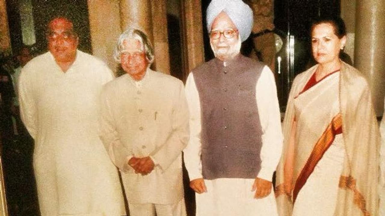 ಮಂಡ್ಯ ರಾಜಕಾರಣಕ್ಕೆ ಅಂಬಿಯೇ ಹೈಕಮಾಂಡ್