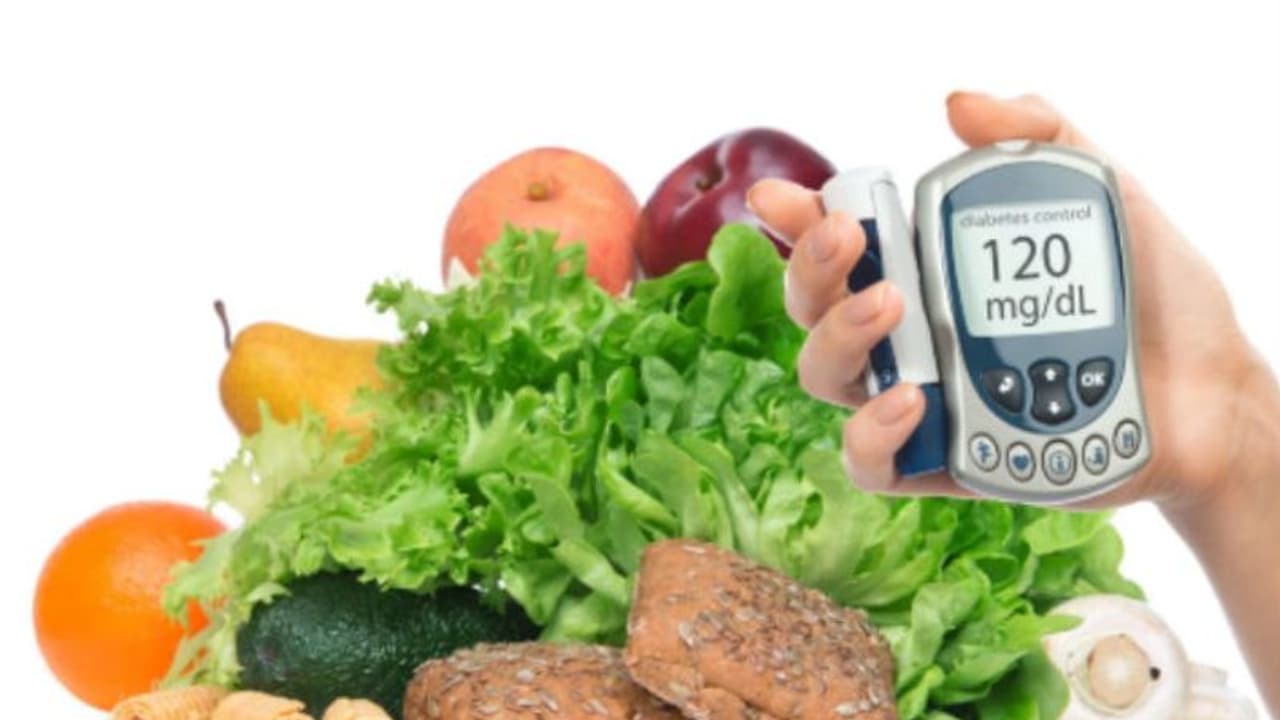 പ്രമേഹരോഗികള് നിര്ബന്ധമായും ഡയറ്റില് ഉള്പ്പെടുത്തേണ്ട 'ഫ്രൂട്ട്'... പ്രമേഹരോഗികള് നിര്ബന്ധമായും ഡയറ്റില് ഉള്പ്പെടുത്തേണ്ട 'ഫ്രൂട്ട്'...