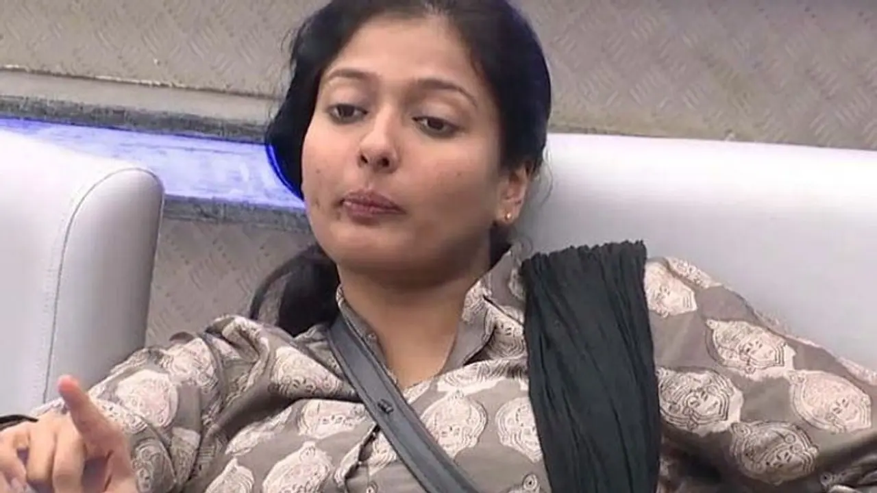 ஜெய்பீம் படத்திற்கு தாதா சாகிப் பால்கே விருது.. செம்ம காண்டான காயத்ரி ரகுராம்.. ஜெய்பீம் படத்திற்கு தாதா சாகிப் பால்கே விருது.. செம்ம காண்டான காயத்ரி ரகுராம்..