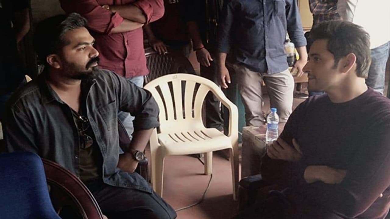 'అత్తారింటికి దారేది' హీరోతో మహేష్ బాబు! 'అత్తారింటికి దారేది' హీరోతో మహేష్ బాబు!