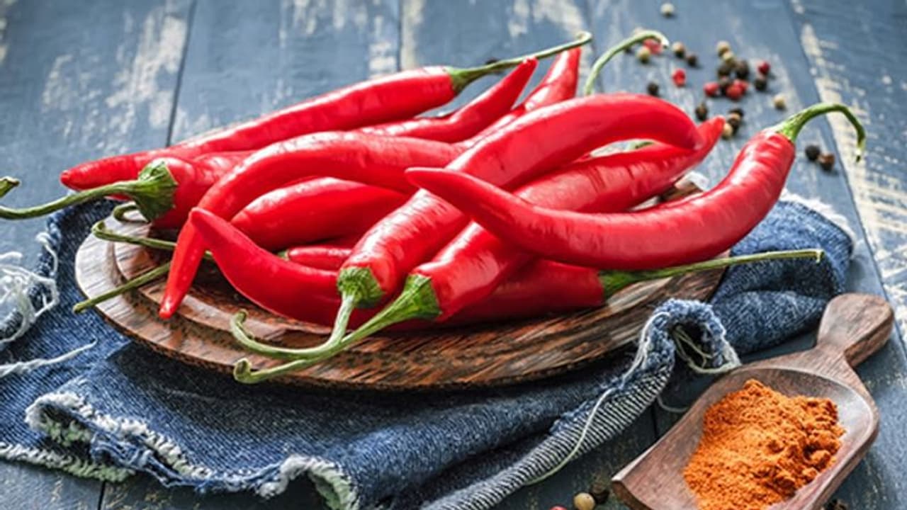 എരിവുള്ള ഭക്ഷണങ്ങൾ അധികം കഴിക്കുന്നവർ സൂക്ഷിക്കുക എരിവുള്ള ഭക്ഷണങ്ങൾ അധികം കഴിക്കുന്നവർ സൂക്ഷിക്കുക