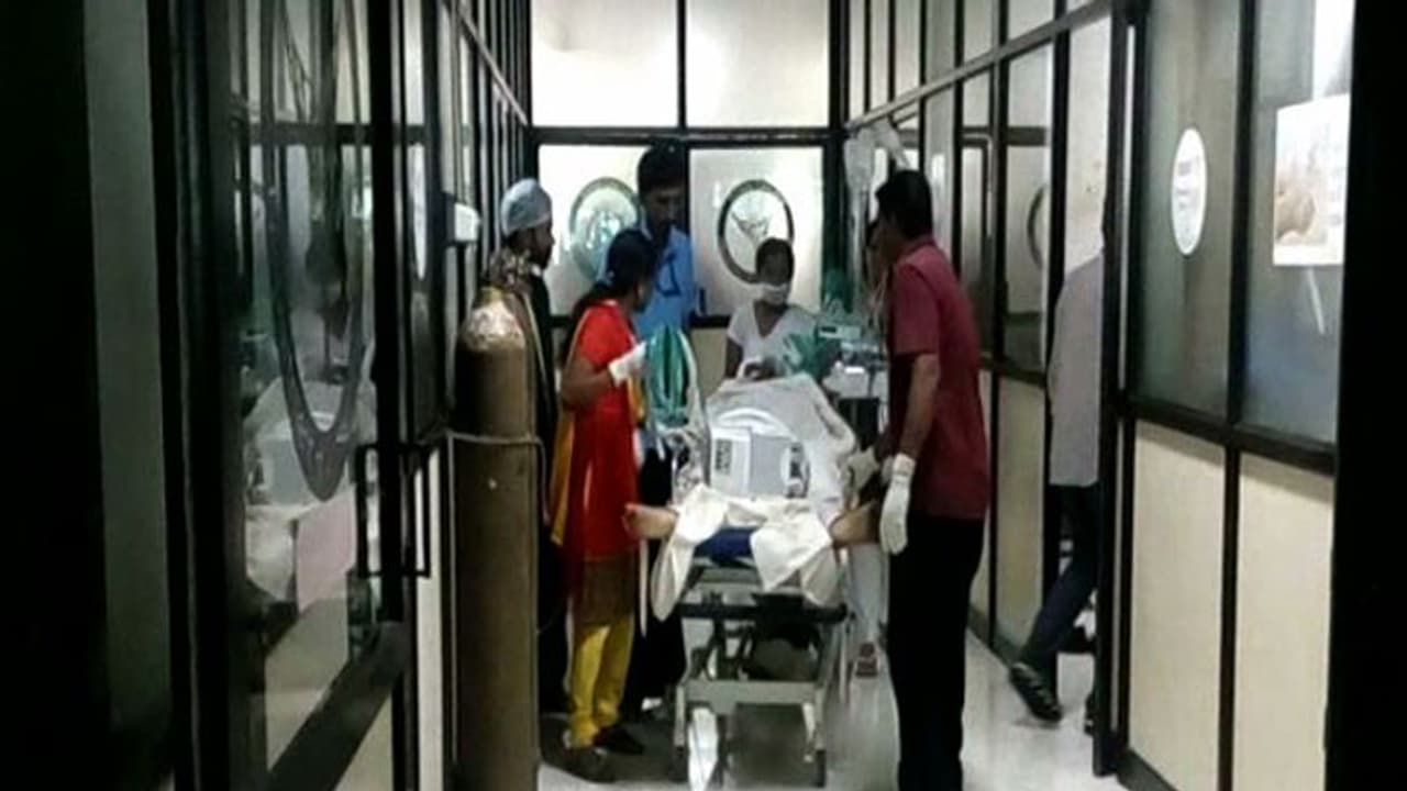 സര്ക്കാരിന്റെ അവയവദാന പദ്ധതി എങ്ങുമെത്തിയില്ല; അവയവങ്ങള്ക്കായി കാത്തിരിക്കുന്നത് 2179 പേര് സര്ക്കാരിന്റെ അവയവദാന പദ്ധതി എങ്ങുമെത്തിയില്ല; അവയവങ്ങള്ക്കായി കാത്തിരിക്കുന്നത് 2179 പേര്