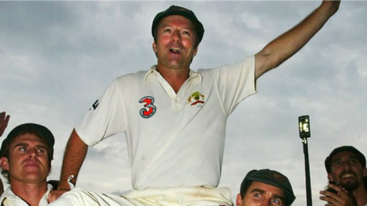 கங்குலி டீம்ல இருந்த 18 வயசு சின்ன பையன் அவன்.. என்னையவே வம்புக்கு இழுத்தான்!! ஸ்டீவ் வாக் பகிர்ந்த சுவாரஸ்யம் கங்குலி டீம்ல இருந்த 18 வயசு சின்ன பையன் அவன்.. என்னையவே வம்புக்கு இழுத்தான்!! ஸ்டீவ் வாக் பகிர்ந்த சுவாரஸ்யம்