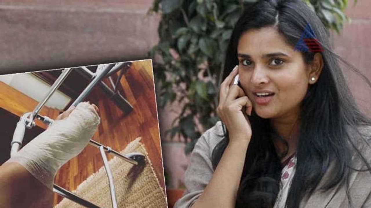 ನಟಿ ರಮ್ಯಾಗಿದೆಯಾ ಆಸ್ಟಿಯೋಕ್ಲ್ಯಾಟೋಮಾ?: ಏನಿದು ರೋಗ? ನಟಿ ರಮ್ಯಾಗಿದೆಯಾ ಆಸ್ಟಿಯೋಕ್ಲ್ಯಾಟೋಮಾ?: ಏನಿದು ರೋಗ?