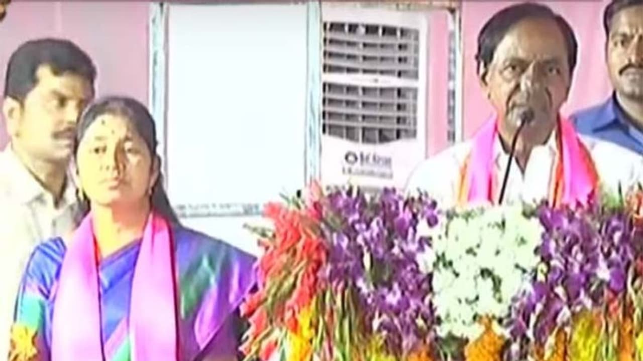 కులీకుతుబ్ షా ఉరేసుకునేవాడు: బాబు హైదరాబాద్ వ్యాఖ్యలపై కేసీఆర్ కులీకుతుబ్ షా ఉరేసుకునేవాడు: బాబు హైదరాబాద్ వ్యాఖ్యలపై కేసీఆర్