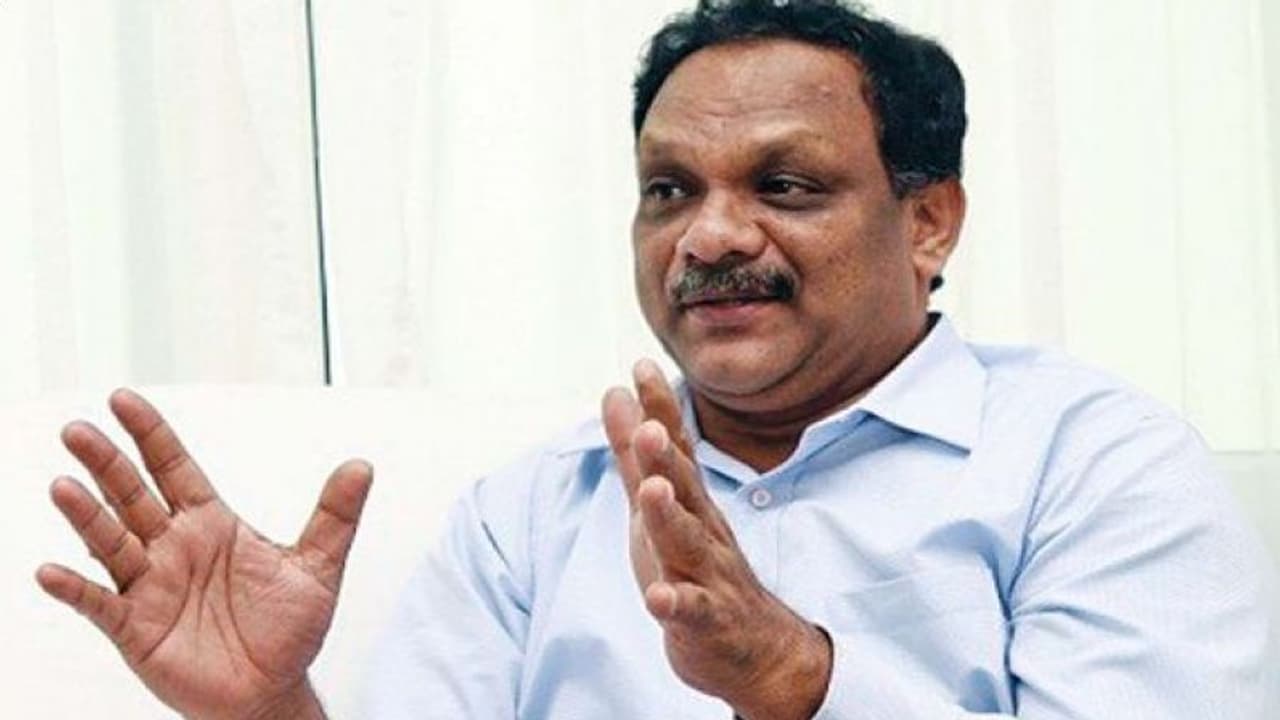 മൂന്നാറിലെ കയ്യേറ്റ ഭൂമി പതിച്ച് നല്‍കാനുള്ള പി.എച്ച് കുര്യന്‍റെ ഉത്തരവിന് സ്റ്റേ