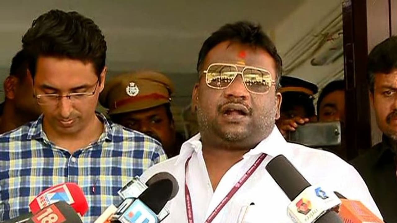 ശബരിമലയില് കുട്ടികള്ക്ക് വേണ്ട സൗകര്യങ്ങളില്ലെന്ന് ദേശീയ ബാലാവകാശ കമ്മീഷൻ ശബരിമലയില് കുട്ടികള്ക്ക് വേണ്ട സൗകര്യങ്ങളില്ലെന്ന് ദേശീയ ബാലാവകാശ കമ്മീഷൻ