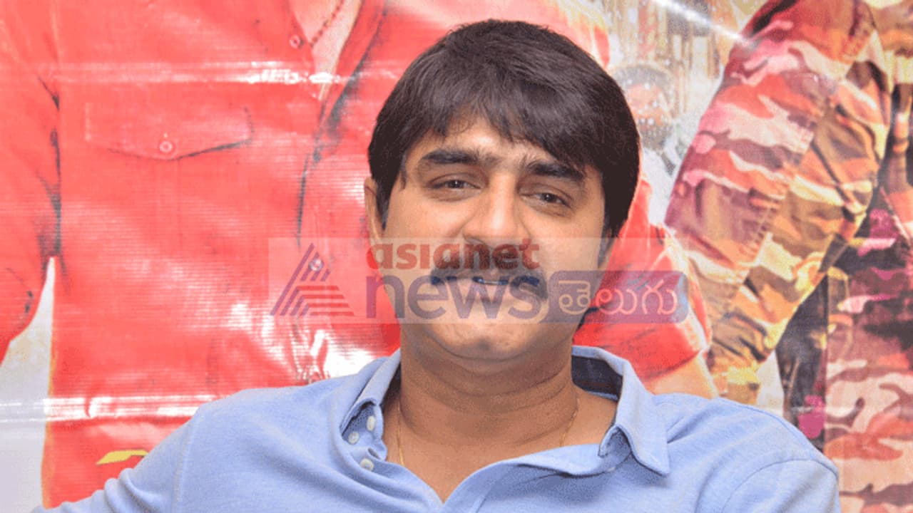 హీరో శ్రీకాంత్ పై మండిపడుతున్న రామ్ చరణ్ ఫ్యాన్స్? హీరో శ్రీకాంత్ పై మండిపడుతున్న రామ్ చరణ్ ఫ్యాన్స్?