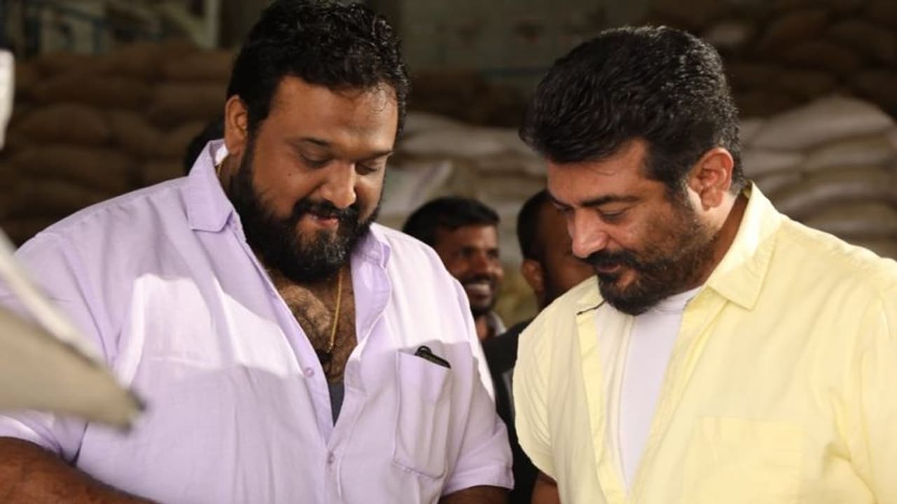 ஸ்டிக்கர் பாய்ஸ் கம் டு பொசிஸன்... தல ரசிகர்களை தலை சுற்ற வைத்த சிறுத்தை!