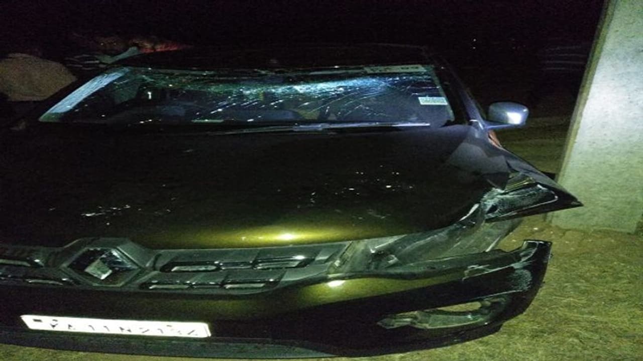 ಮಂಡ್ಯ: ಬಸ್ ದುರಂತ ನಡೆದ ಸ್ಥಳದಲ್ಲೇ ಮತ್ತೊಂದು ದುರಂತ ಮಂಡ್ಯ: ಬಸ್ ದುರಂತ ನಡೆದ ಸ್ಥಳದಲ್ಲೇ ಮತ್ತೊಂದು ದುರಂತ