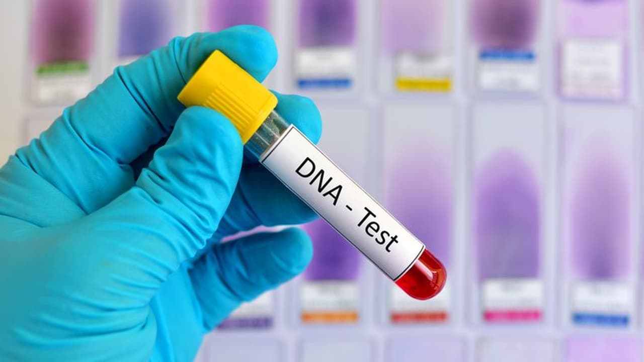 കുട്ടിയുടെ പിതൃത്വം സംശയിച്ച് പിതാവ്; വനിതാ കമ്മീഷന്റെ ഉത്തരവിൽ ഡിഎൻഎ പരിശോധന നടത്തി പിതൃത്വം തെളിയിച്ചു