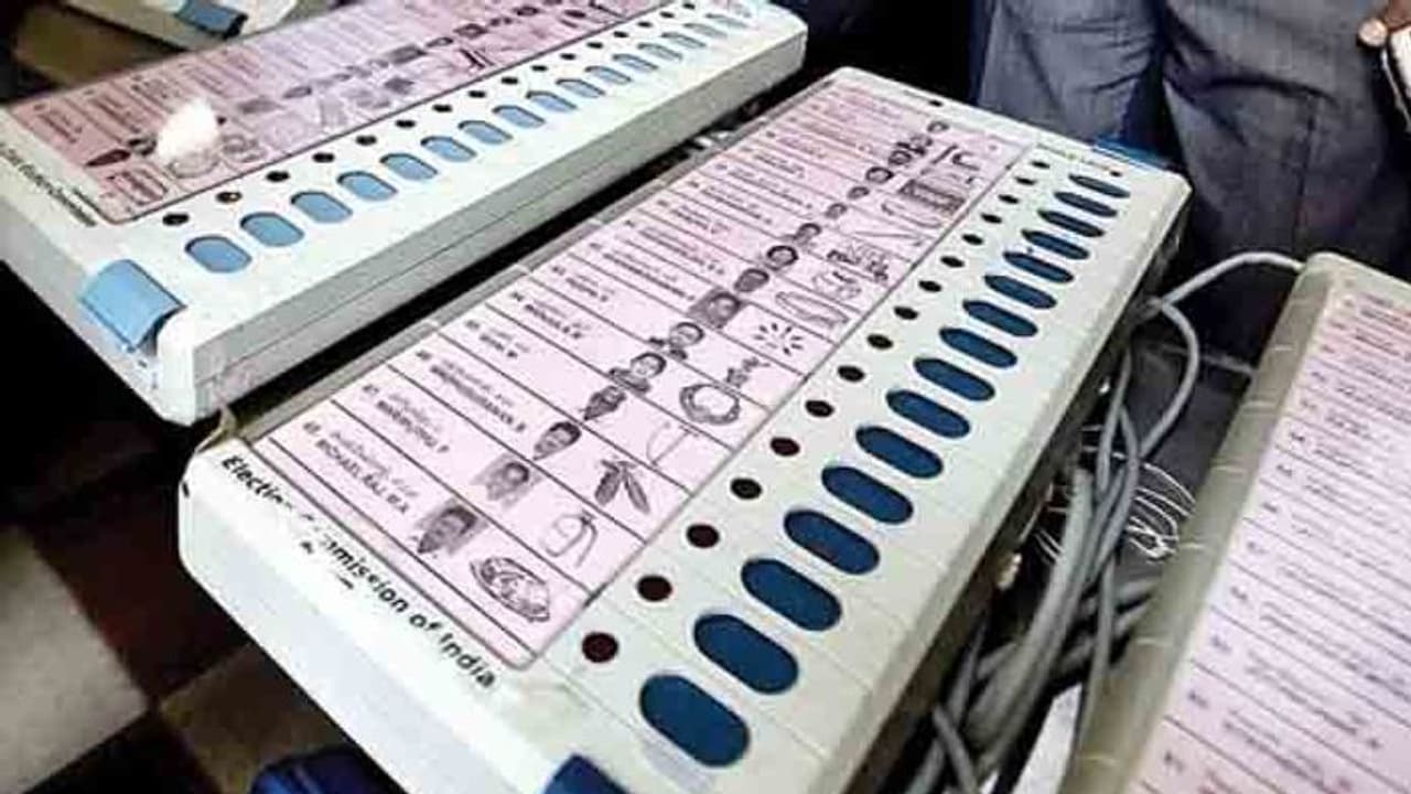 Tamil Nadu bypolls clash with Chithirai festival; EC seeks details