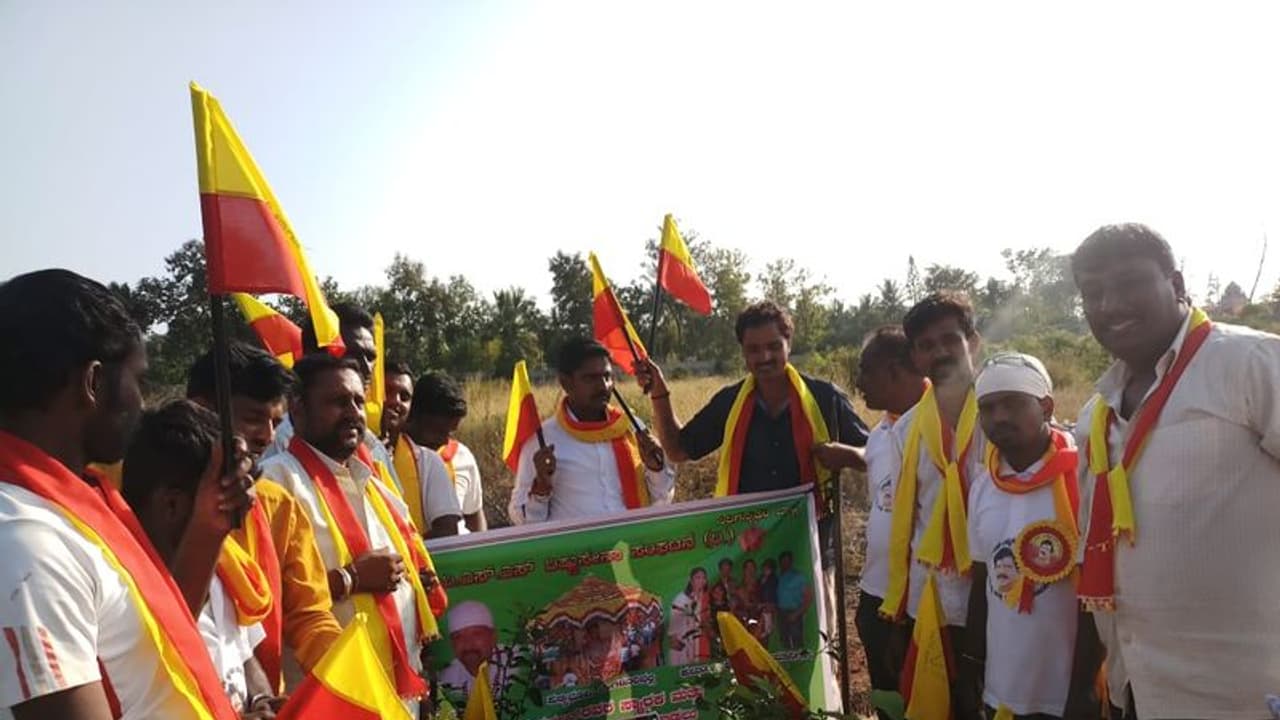 ವಿಷ್ಣು ಸ್ಮಾರಕ ಮೈಸೂರಲ್ಲೇ ನಿರ್ಮಾಣ? ವಿಷ್ಣು ಸ್ಮಾರಕ ಮೈಸೂರಲ್ಲೇ ನಿರ್ಮಾಣ?