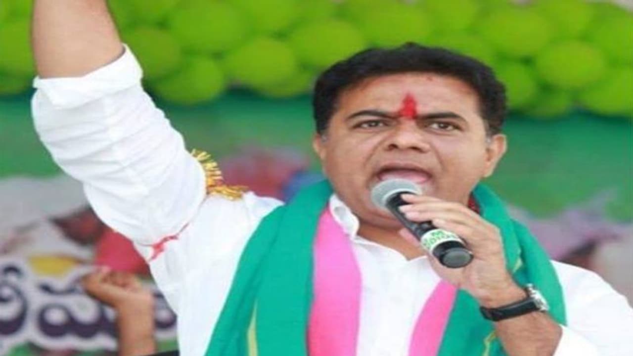 లగడపాటికి చిలకలు పంపుతా, జోస్యం చెప్పుకోవాలి: కేటీఆర్ సెటైర్లు లగడపాటికి చిలకలు పంపుతా, జోస్యం చెప్పుకోవాలి: కేటీఆర్ సెటైర్లు