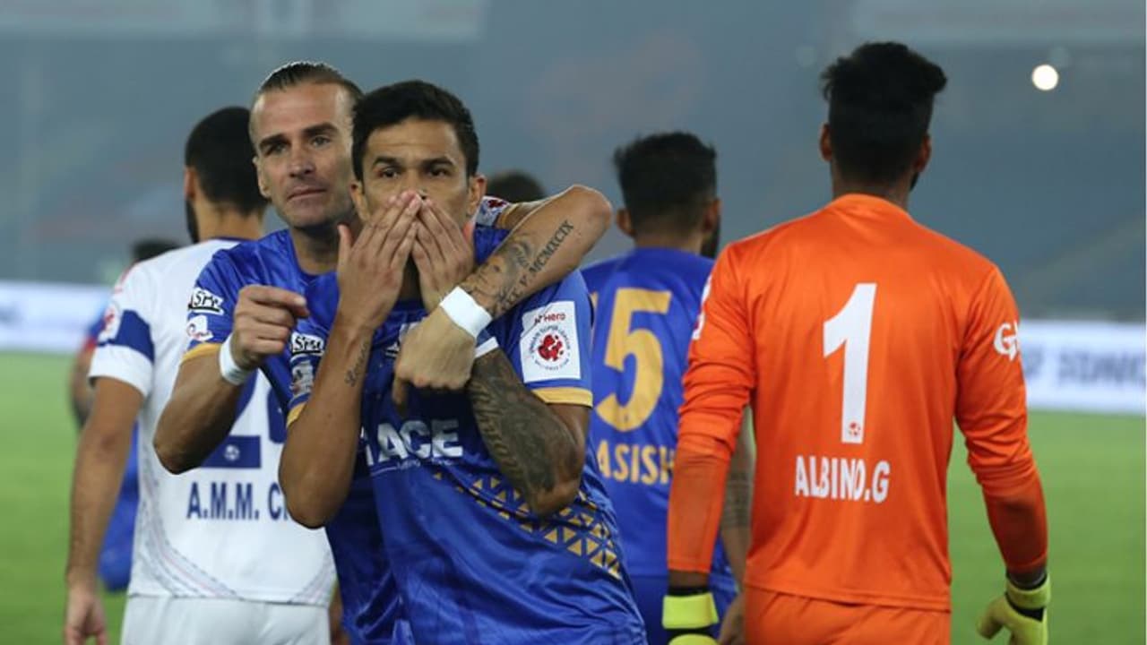 ഐഎസ്എല്: ഡല്ഹി ആദ്യജയത്തിനായി ഇനിയും കാത്തിരിക്കണം; മുംബൈയോടും തോറ്റു ഐഎസ്എല്: ഡല്ഹി ആദ്യജയത്തിനായി ഇനിയും കാത്തിരിക്കണം; മുംബൈയോടും തോറ്റു