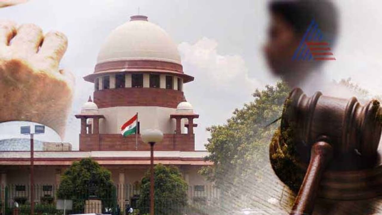 உச்சநீதிமன்றம் அதிரடி... அதிமுக முன்னாள் அமைச்சர் சிறைத்தண்டணை நிறுத்திவைப்பு...! உச்சநீதிமன்றம் அதிரடி... அதிமுக முன்னாள் அமைச்சர் சிறைத்தண்டணை நிறுத்திவைப்பு...!