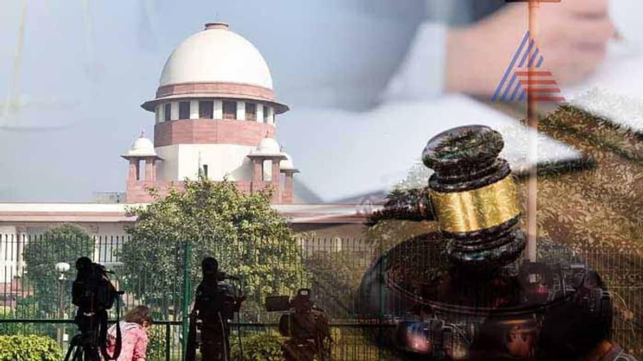 Sabarimala temple security: Supreme Court refuses urgent hearing on Kerala govt's plea Sabarimala temple security: Supreme Court refuses urgent hearing on Kerala govt's plea