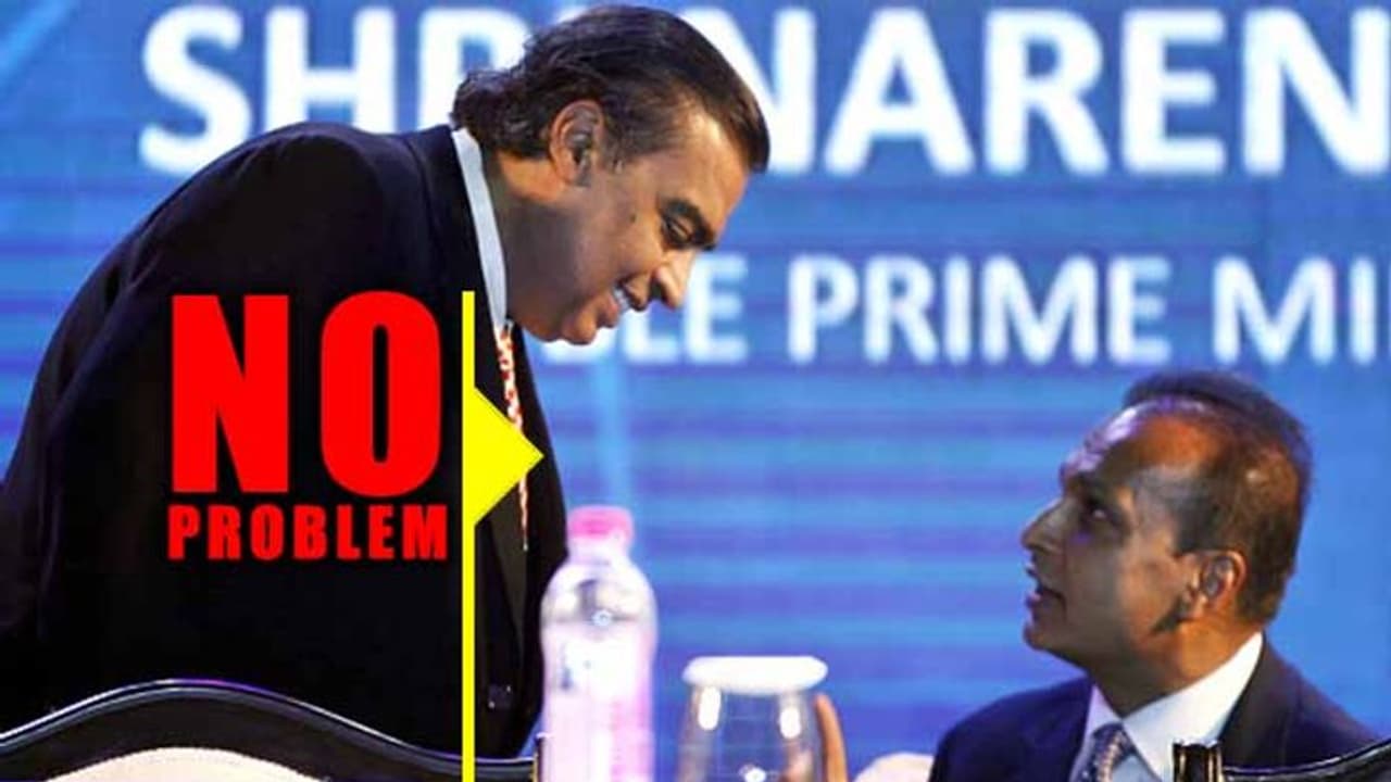 ಹಲೋ ಬ್ರದರ್, ಐ ಆ್ಯಮ್ ಹಿಯರ್: ಅಣ್ಣನ ಪಾಲಾಯ್ತು ತಮ್ಮನ ಚೇರ್! ಹಲೋ ಬ್ರದರ್, ಐ ಆ್ಯಮ್ ಹಿಯರ್: ಅಣ್ಣನ ಪಾಲಾಯ್ತು ತಮ್ಮನ ಚೇರ್!