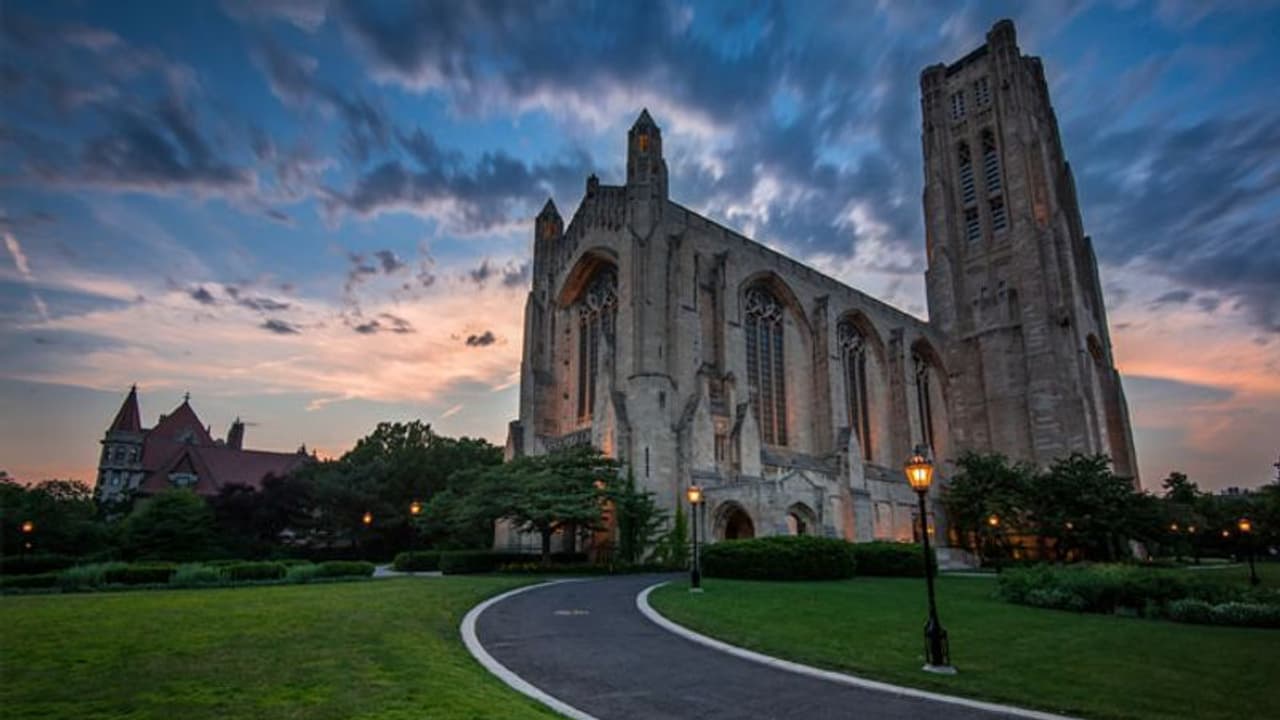 ലോകത്തിലെ മികച്ച സര്വകലാശാലകളിലൊന്ന്; ഷിക്കാഗോ സര്വകലാശാലയിലെ വിശേഷങ്ങള് കാണാം ലോകത്തിലെ മികച്ച സര്വകലാശാലകളിലൊന്ന്; ഷിക്കാഗോ സര്വകലാശാലയിലെ വിശേഷങ്ങള് കാണാം