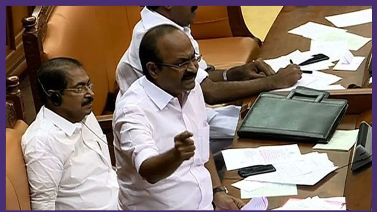 പുനർജനി ആരോപണത്തിൽ വിഡി സതീശന്റെ മറുപടിയെ ചൊല്ലി സഭയിൽ ഭരണ പ്രതിപക്ഷ ബഹളം പുനർജനി ആരോപണത്തിൽ വിഡി സതീശന്റെ മറുപടിയെ ചൊല്ലി സഭയിൽ ഭരണ പ്രതിപക്ഷ ബഹളം