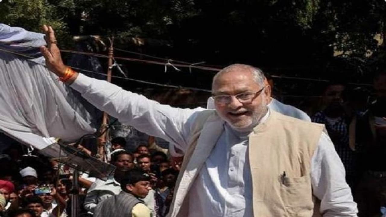 ಮೋದಿ ವಿರುದ್ಧ ಸಿಡಿದೆದ್ದ ಸಹೋದರ: ಪ್ರತಿಭಟನೆಯ ನೇತೃತ್ವ!