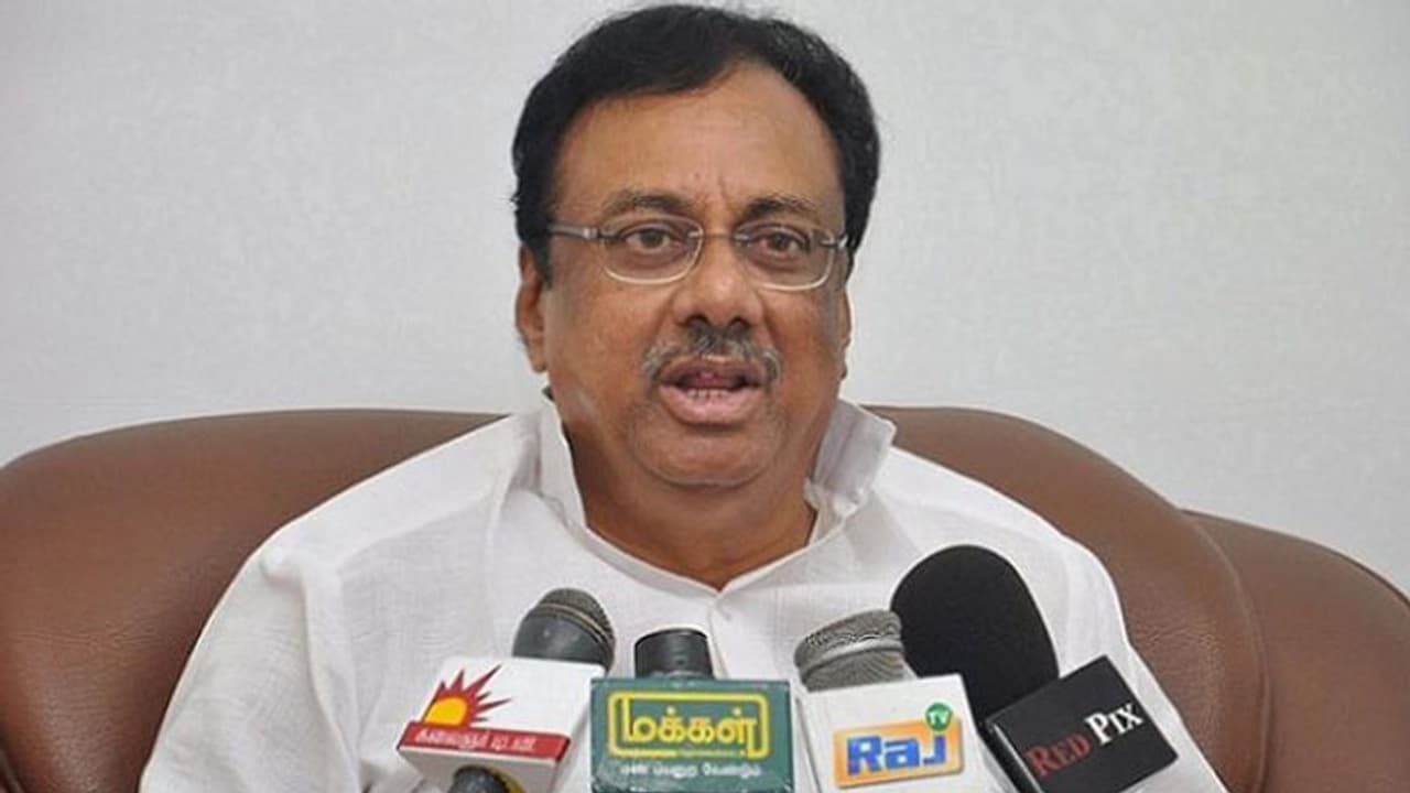 நிர்மலா சீதாராமனை யாசம் பெறுபவர்களோடு ஒப்பிட்டு பேசிய ஈவிகேஎஸ்; ஈரோட்டில் பரபரப்பு பேட்டி