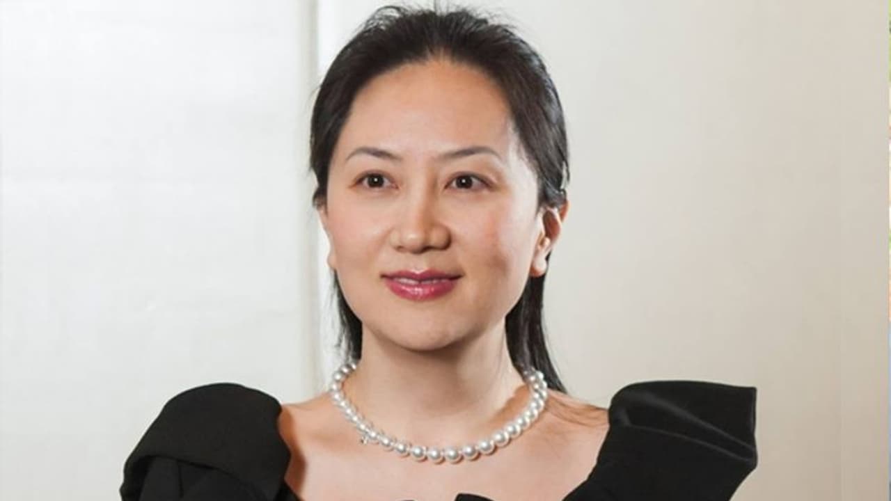 ಮಹಿಳೆ ಬಂಧನ: ಶೇರು ಮಾರುಕಟ್ಟೆಯೇ ತಲ್ಲಣ! ಮಹಿಳೆ ಬಂಧನ: ಶೇರು ಮಾರುಕಟ್ಟೆಯೇ ತಲ್ಲಣ!