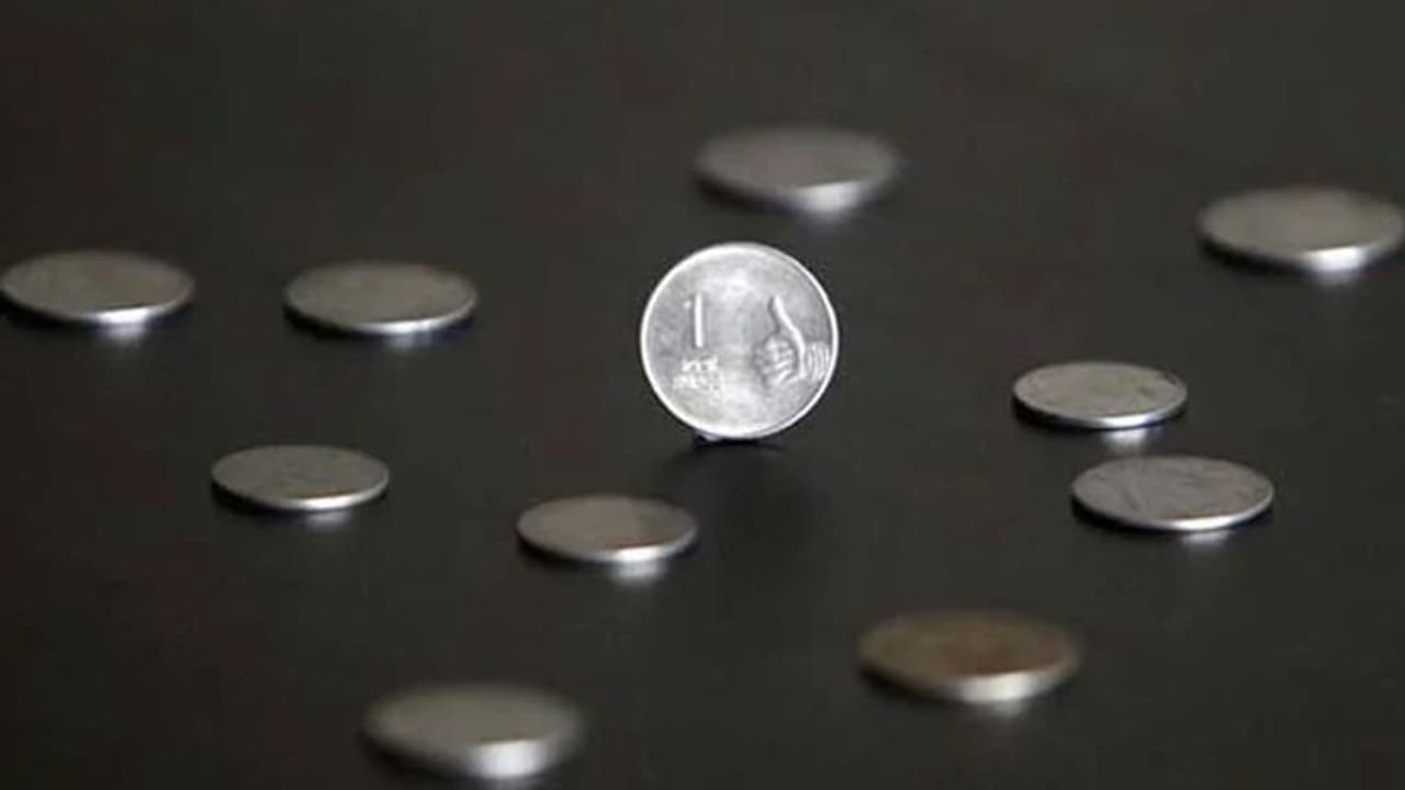 ಅತಿ ದುಬಾರಿಯಂತೆ 1 ರು. ನಾಣ್ಯ!: ನಿಮ್ಮ ಬಳಿಯೂ ಇದೆಯಾ?