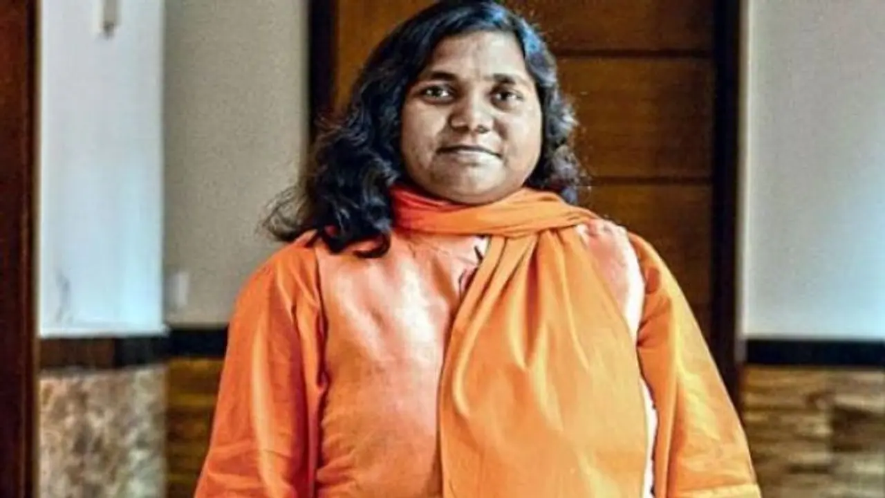 महज आठ साल में शादी के बंधन में बंधी सावित्री बाई फुले, फिर लिया संन्यास महज आठ साल में शादी के बंधन में बंधी सावित्री बाई फुले, फिर लिया संन्यास